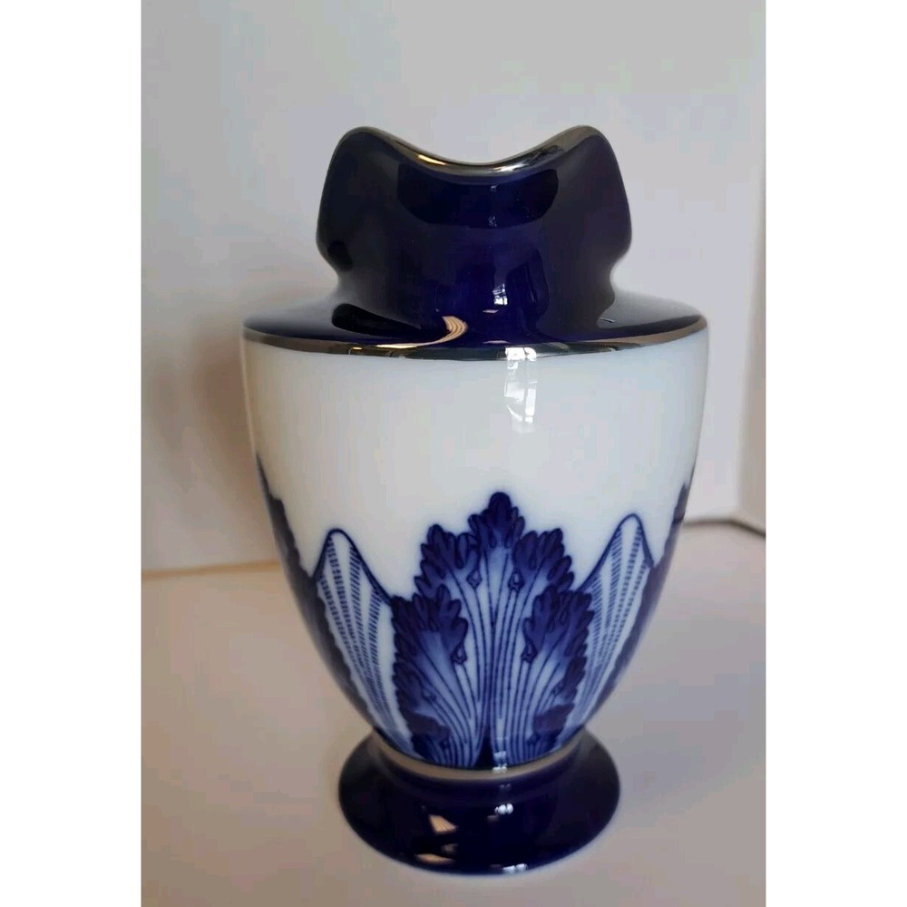 Vintage 98‎ Bombay Porcelain Cobalt Blue&white Creamer 5.5" tall New.  2 - Picture 3 of 6